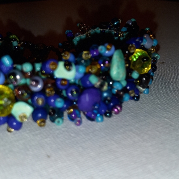 Beautiful beaded bracelet - Picture 5 of 14